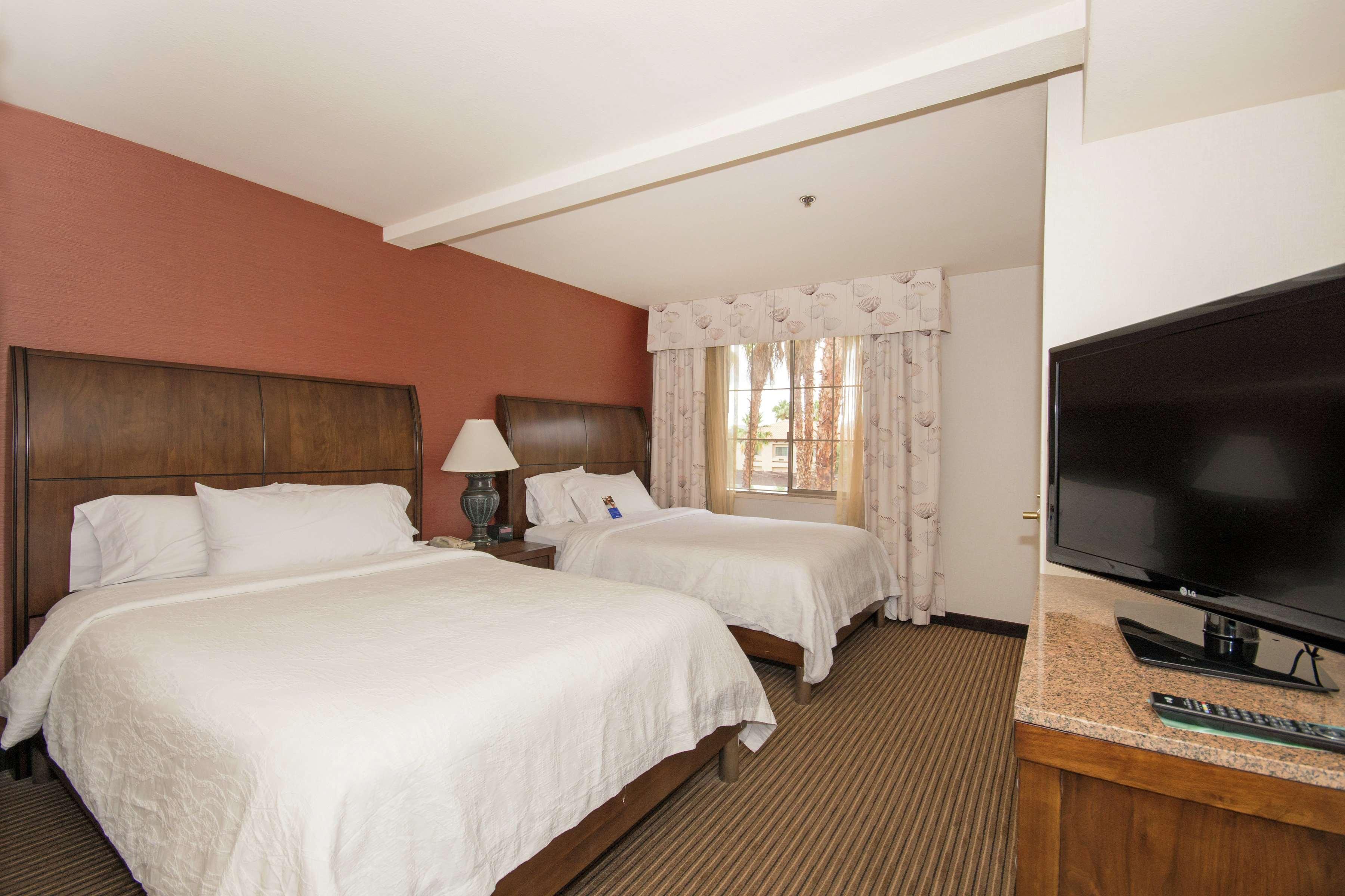 Hilton Garden Inn Palm Springs/Ранчо-Мираж Экстерьер фото