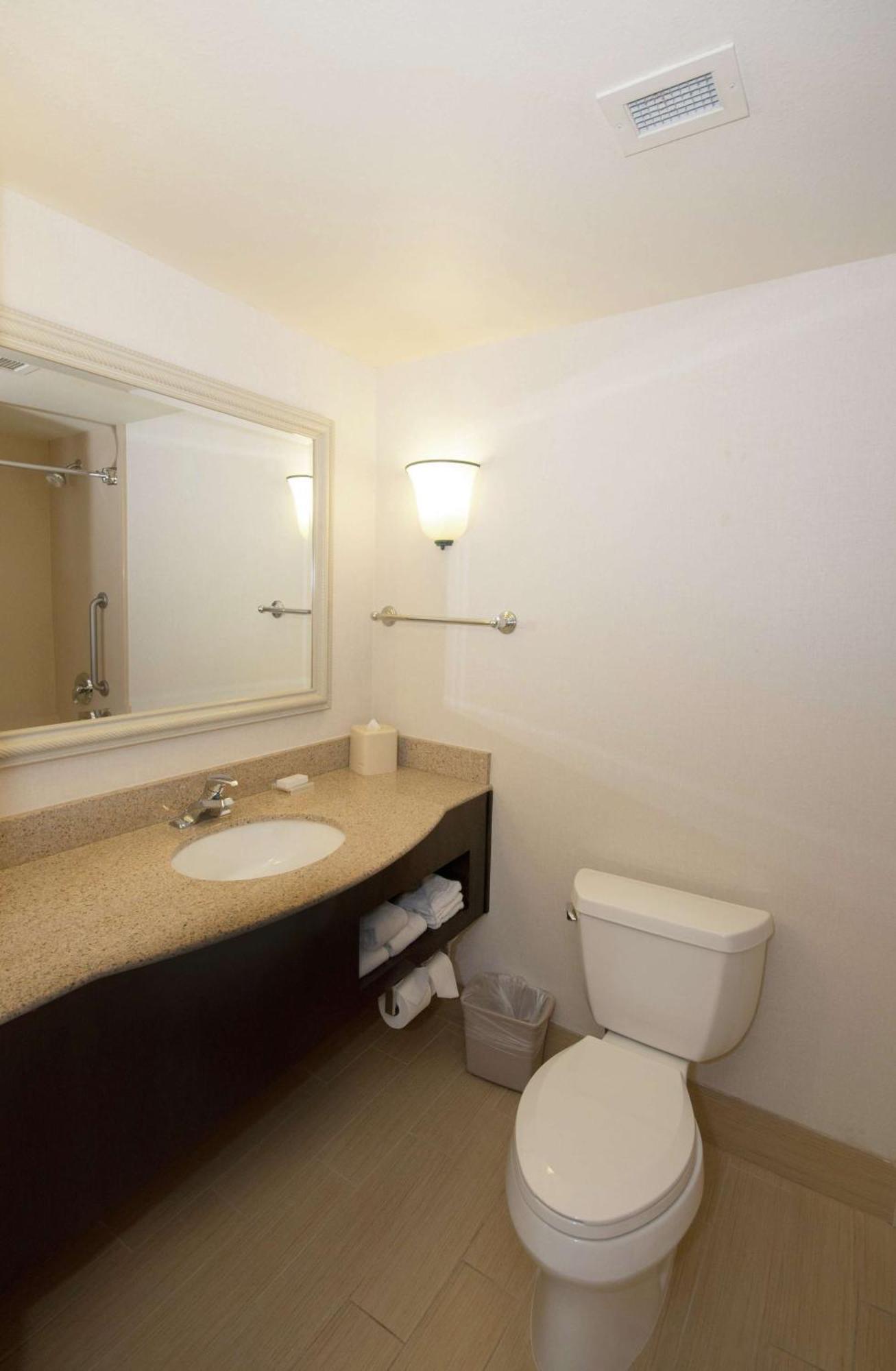 Hilton Garden Inn Palm Springs/Ранчо-Мираж Экстерьер фото