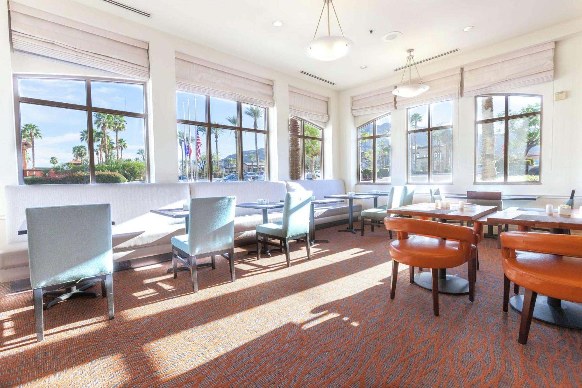 Hilton Garden Inn Palm Springs/Ранчо-Мираж Экстерьер фото