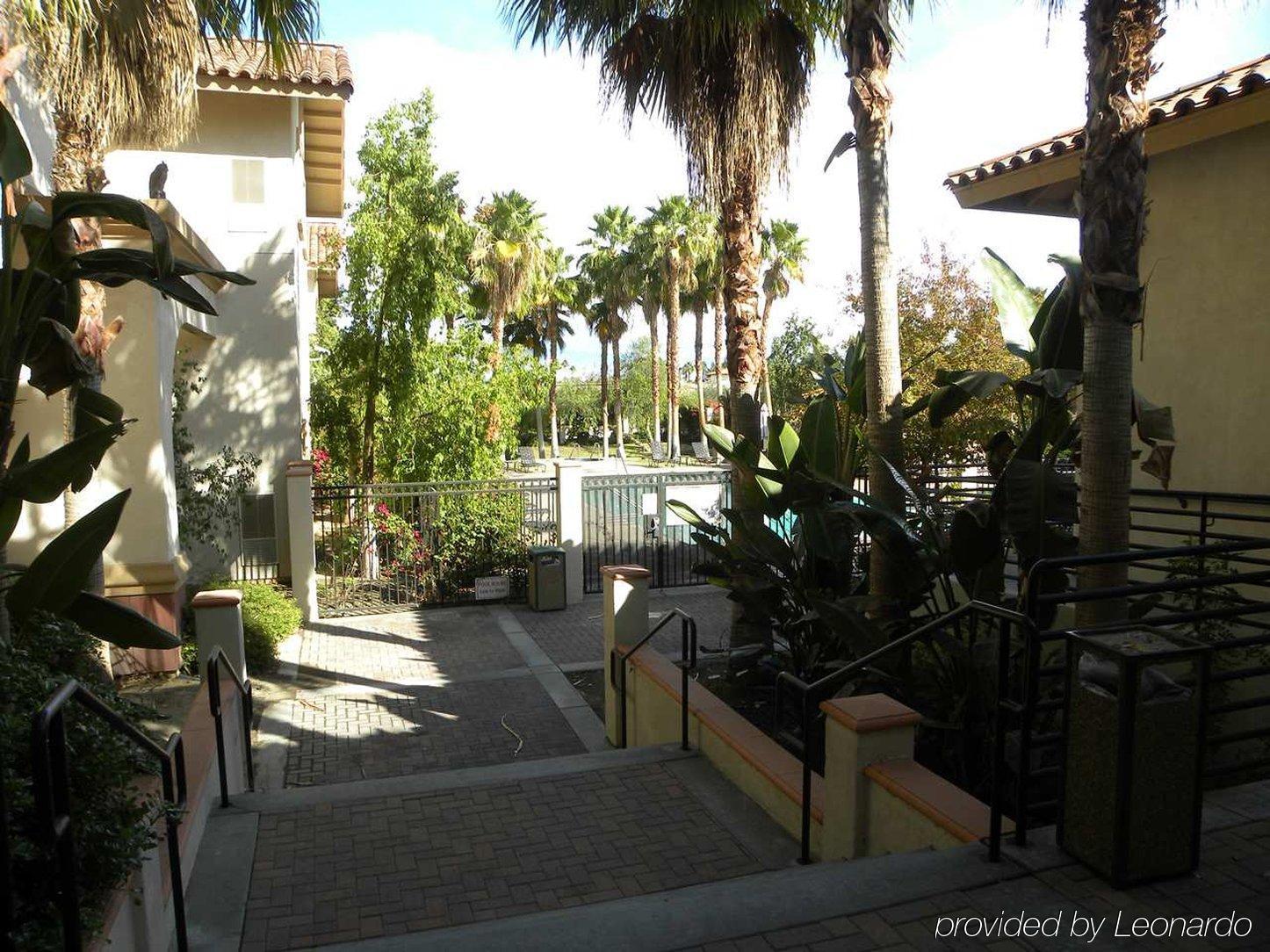 Hilton Garden Inn Palm Springs/Ранчо-Мираж Экстерьер фото