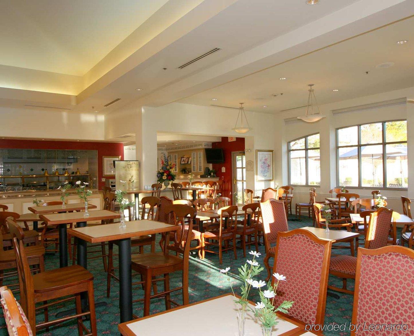 Hilton Garden Inn Palm Springs/Ранчо-Мираж Ресторан фото