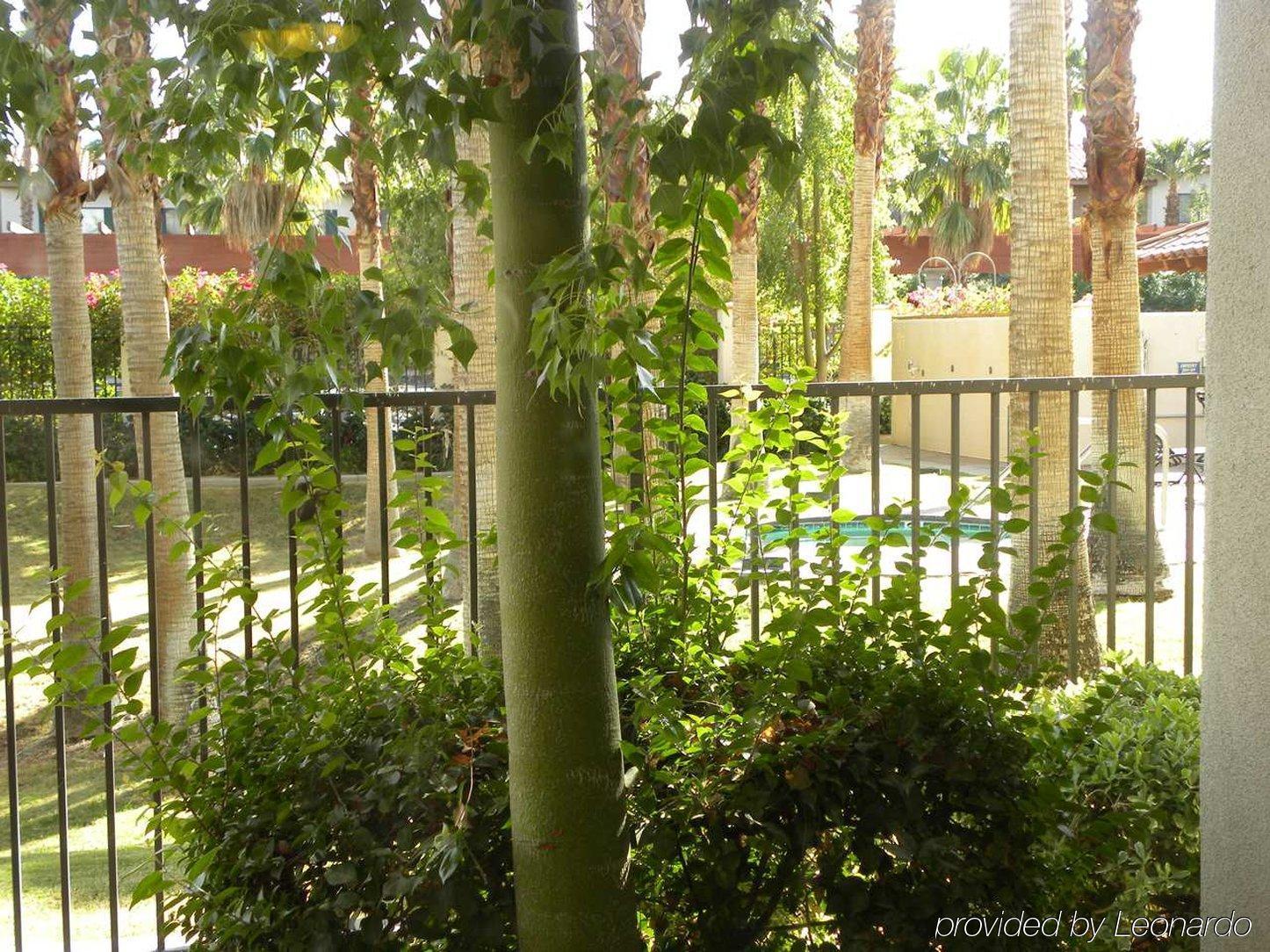 Hilton Garden Inn Palm Springs/Ранчо-Мираж Экстерьер фото